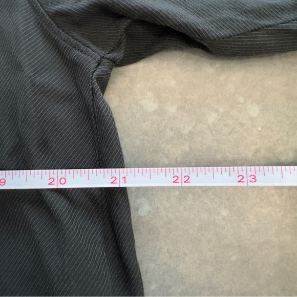 Tommy Bahama Mens Camp Shirt - Picture 7 of 7